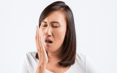 Halitosis – Causes, Signs & How to Stop Bad Breath